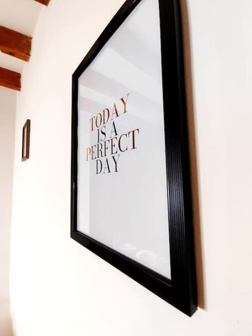 Le N7 T2 Lapalud Apartment ภายนอก รูปภาพ